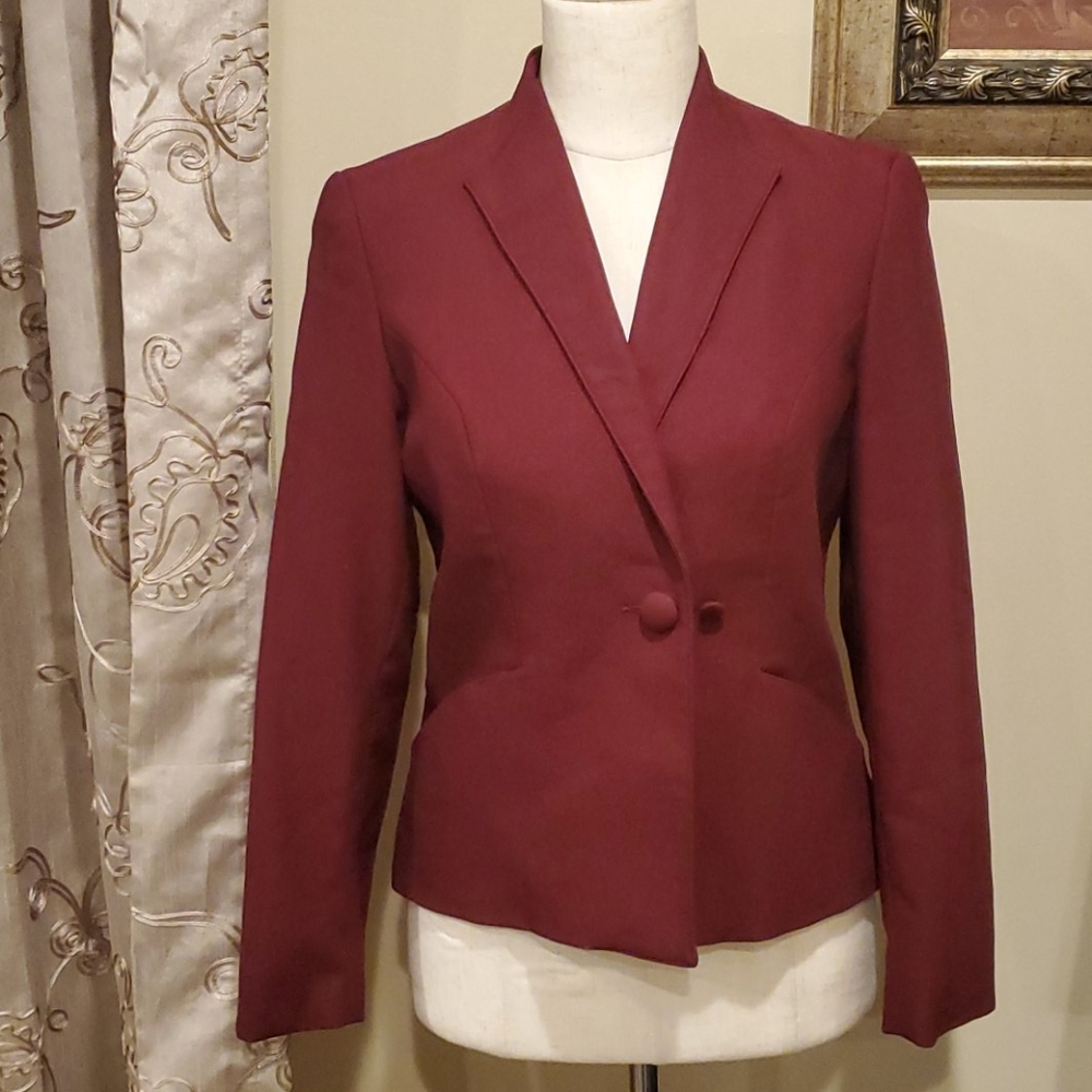 Villagio Petite Maroon lined blazer /Jacket